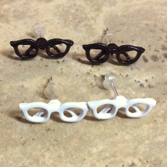 4/$20 Eyeglasses Earrings - Picture 2 of 2